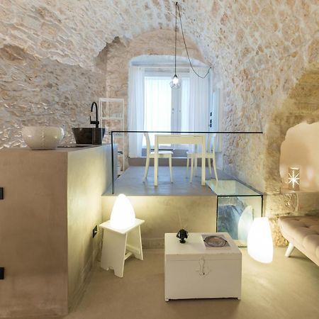 Vittoria Luxury Suite A Ostuni By Wonderful Italy Bagian luar foto