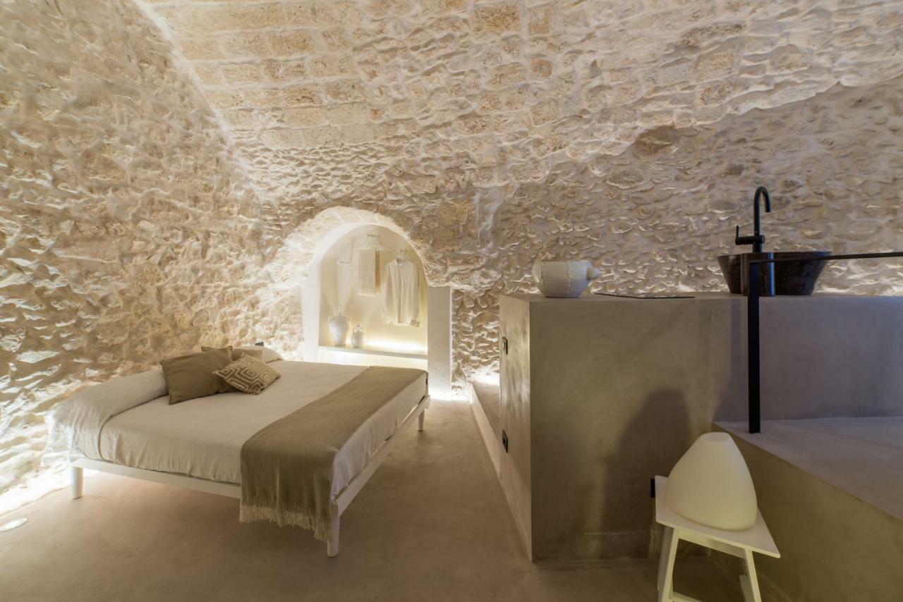 Vittoria Luxury Suite A Ostuni By Wonderful Italy Bagian luar foto