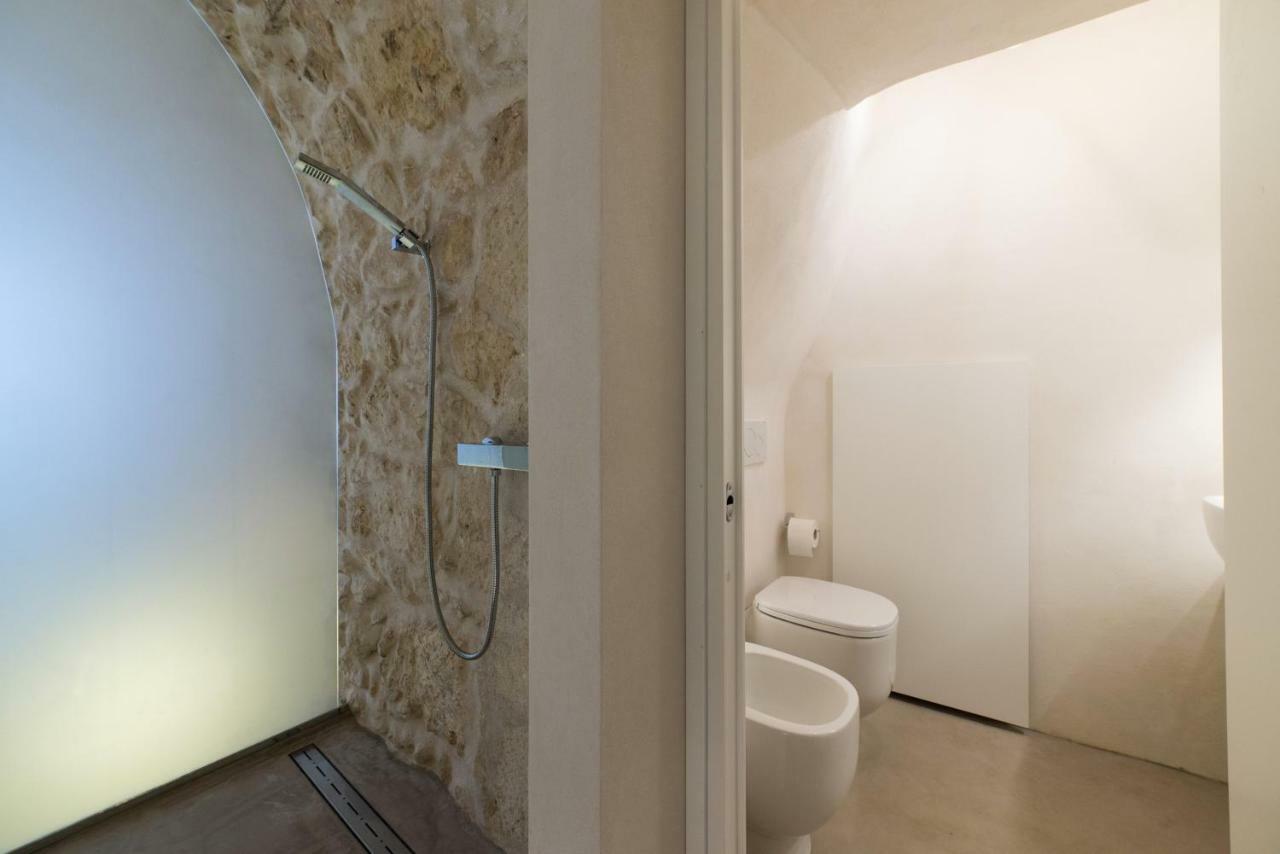 Vittoria Luxury Suite A Ostuni By Wonderful Italy Bagian luar foto