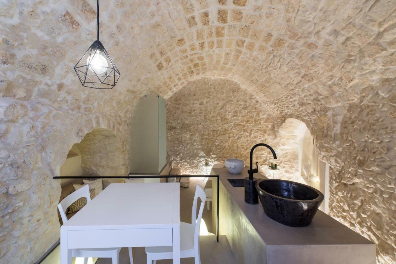 Vittoria Luxury Suite A Ostuni By Wonderful Italy Bagian luar foto